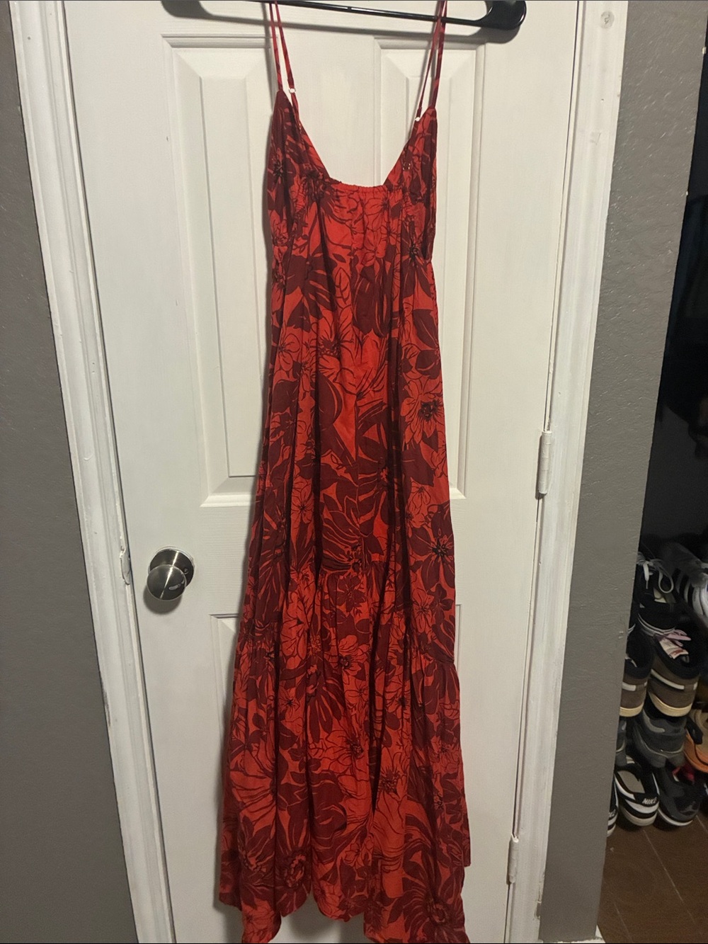 Faithfull the Brand  Tiered
Red Floral Maxi Dress tropical resort size 4 - Picture 5 of 5